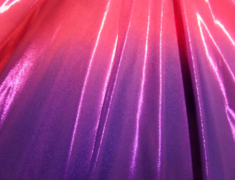 2.Berry Fuchsia-Purple Ombre Misty Dot